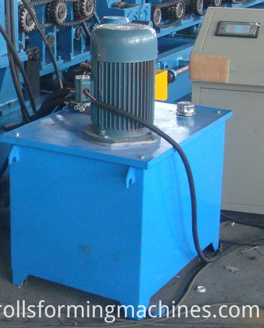 C Z 가변 풀린 롤 성형 기계 C Z U Purlin Steel Cold Roll Forming Unit